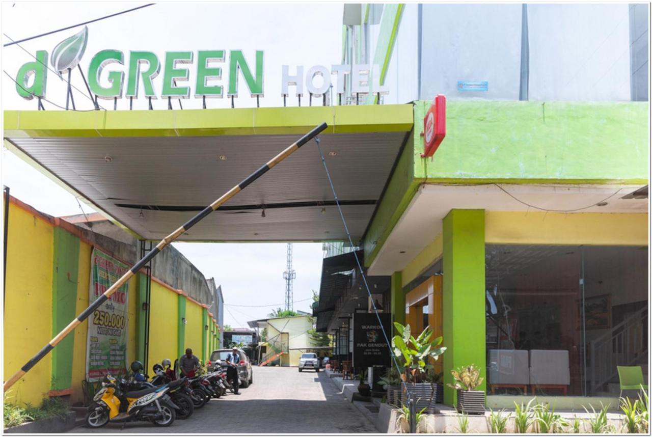 Reddoorz Plus @ Hertasning Area Makassar Exterior foto